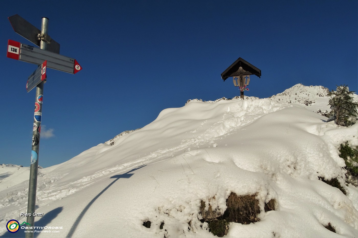 19 Al Passo di Grialeggio (1690 m) con 30-50 cm di neve fresca.JPG
